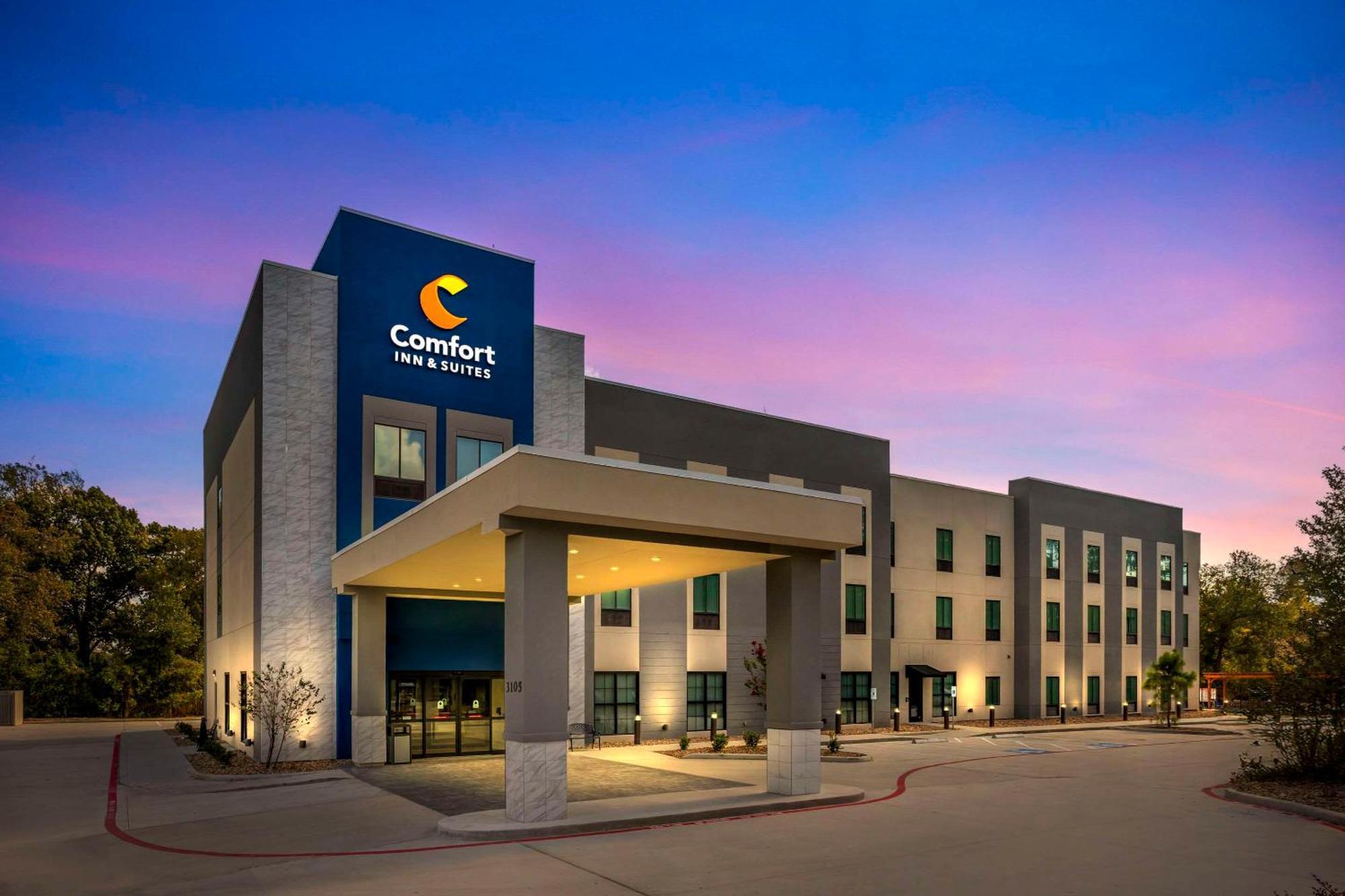 Comfort Inn & Suites Huntsville Near University Zewnętrze zdjęcie